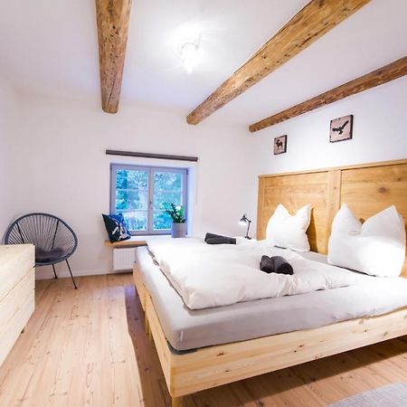 Farmhouse Eckartsberg Im Zittauer Gebirge - Ferienwohnung Mit 2 Schlafzimmern, Terrasse Und Wallbox Mittelherwigsdorf エクステリア 写真